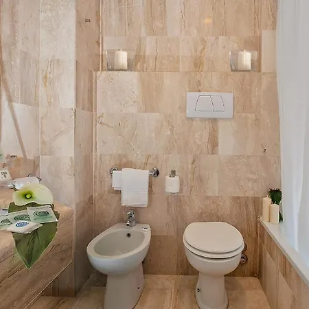 Hotel Quality Rouge Et Noir Roma