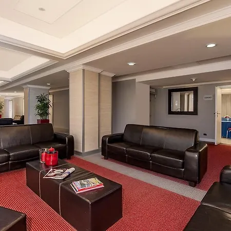 Quality Rouge Et Noir Hotel 4*