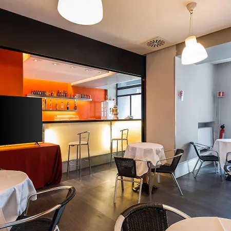 Hotel Quality Rouge Et Noir Rome
