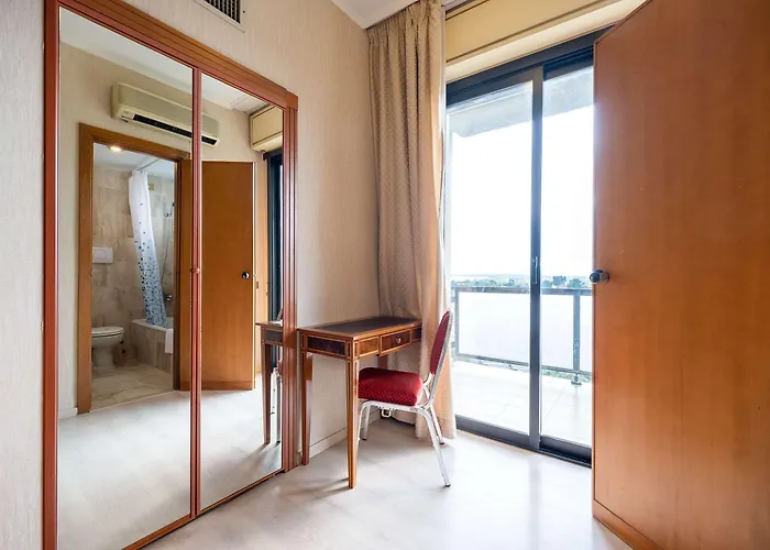 Szálloda Quality Rouge Et Noir