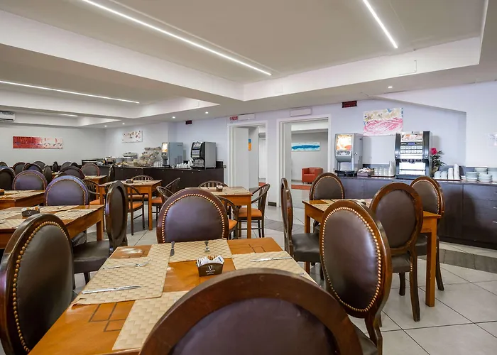 Szálloda Quality Rouge Et Noir Róma