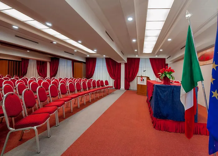 Quality Rouge Et Noir Szálloda Róma