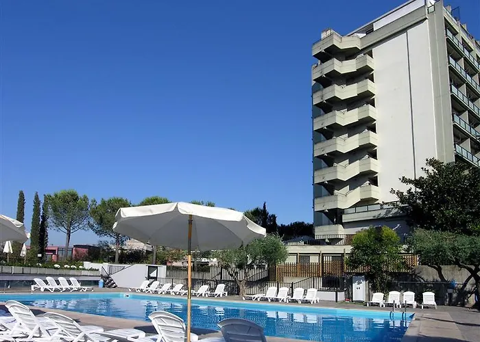 Szálloda Quality Rouge Et Noir