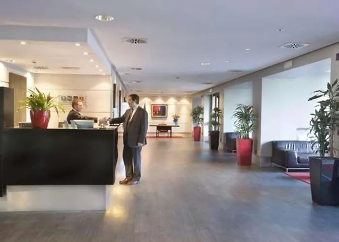 Szálloda Quality Rouge Et Noir