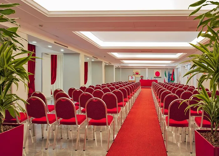 Quality Rouge Et Noir Szálloda