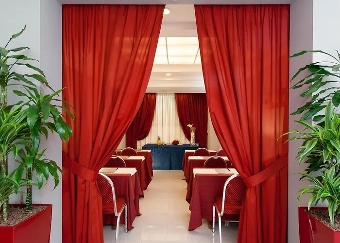 Quality Rouge Et Noir Róma