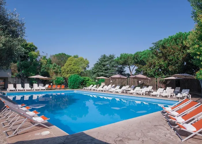 Quality Rouge Et Noir 4*